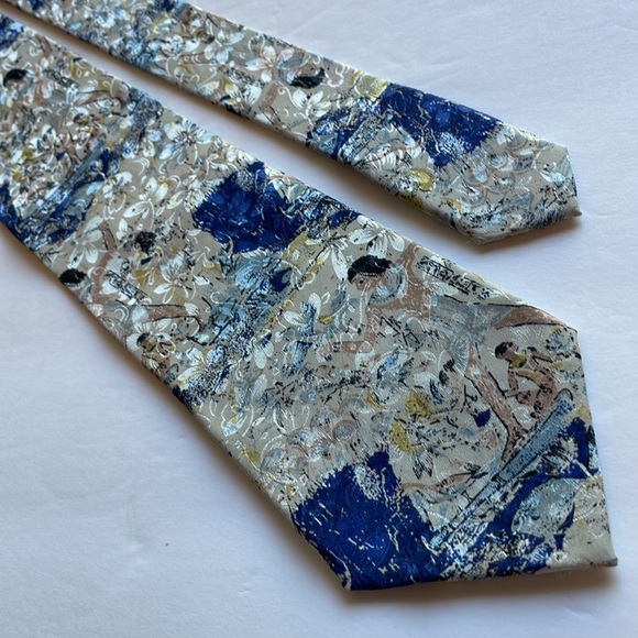 British Museum 100% Silk necktie tie, Egyptian design, nice long 58” x 3.75” - Picture 3 of 9